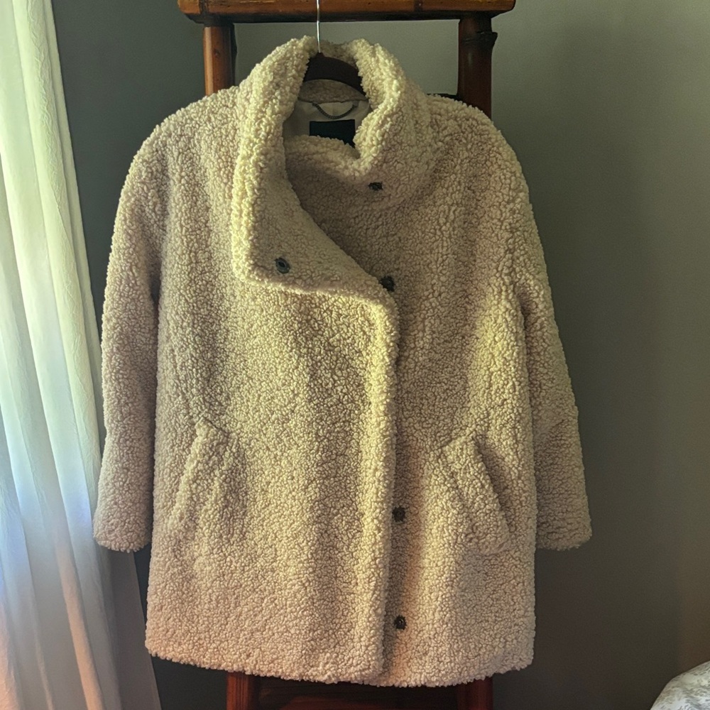 Banana Republic Cream Teddy Jacket